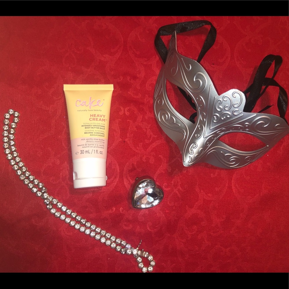 ❤️ 4 for $20❤️Cake heavy cream lotion (purse size)